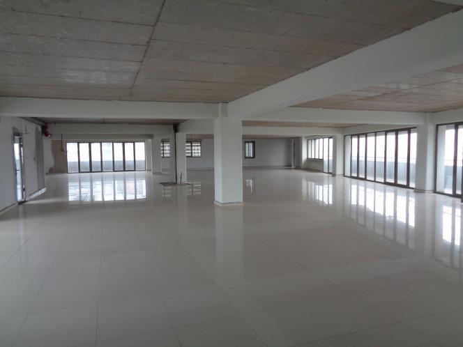 property-img